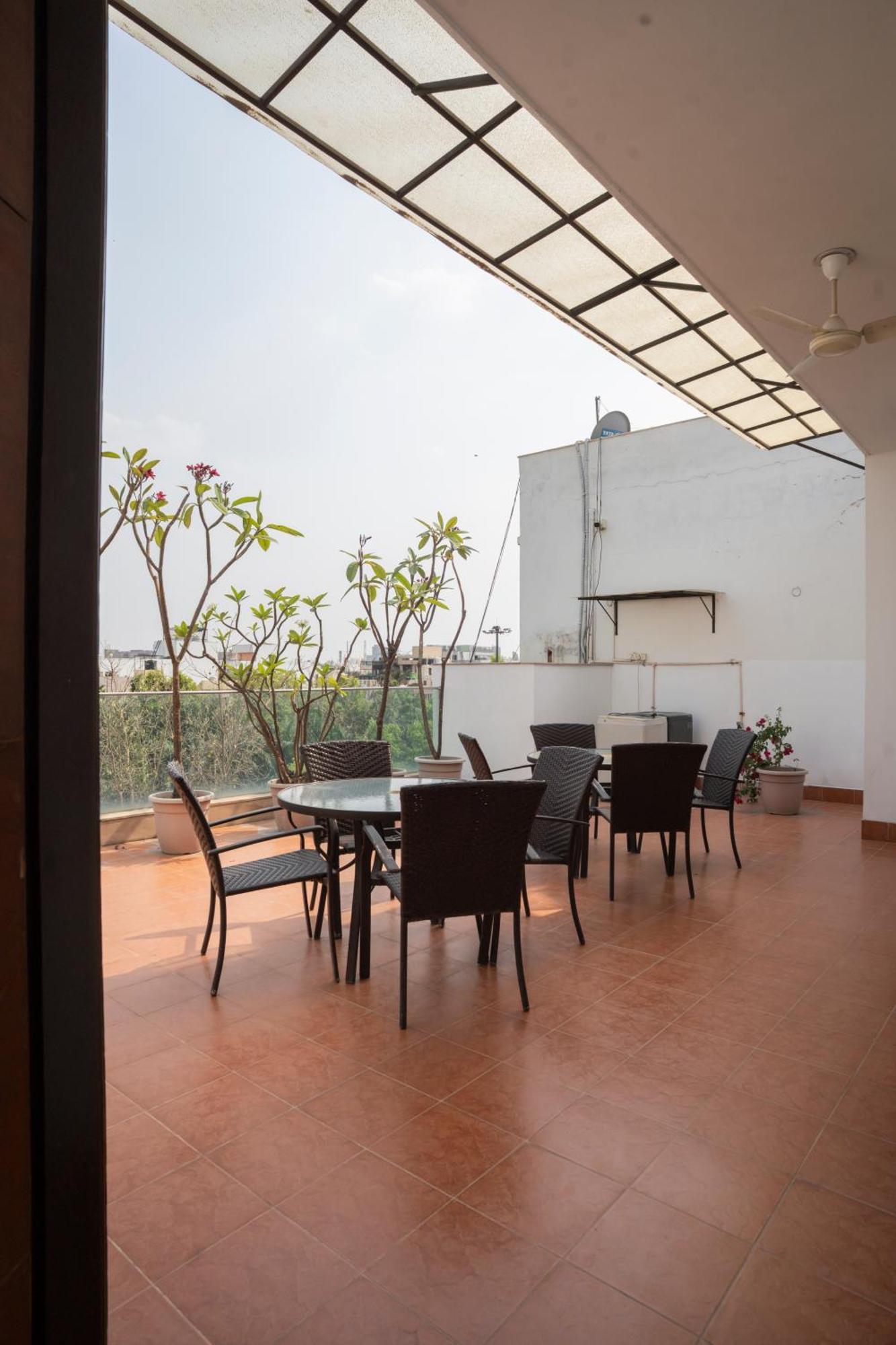 Ahuja Residency Noida Apartment Exterior foto